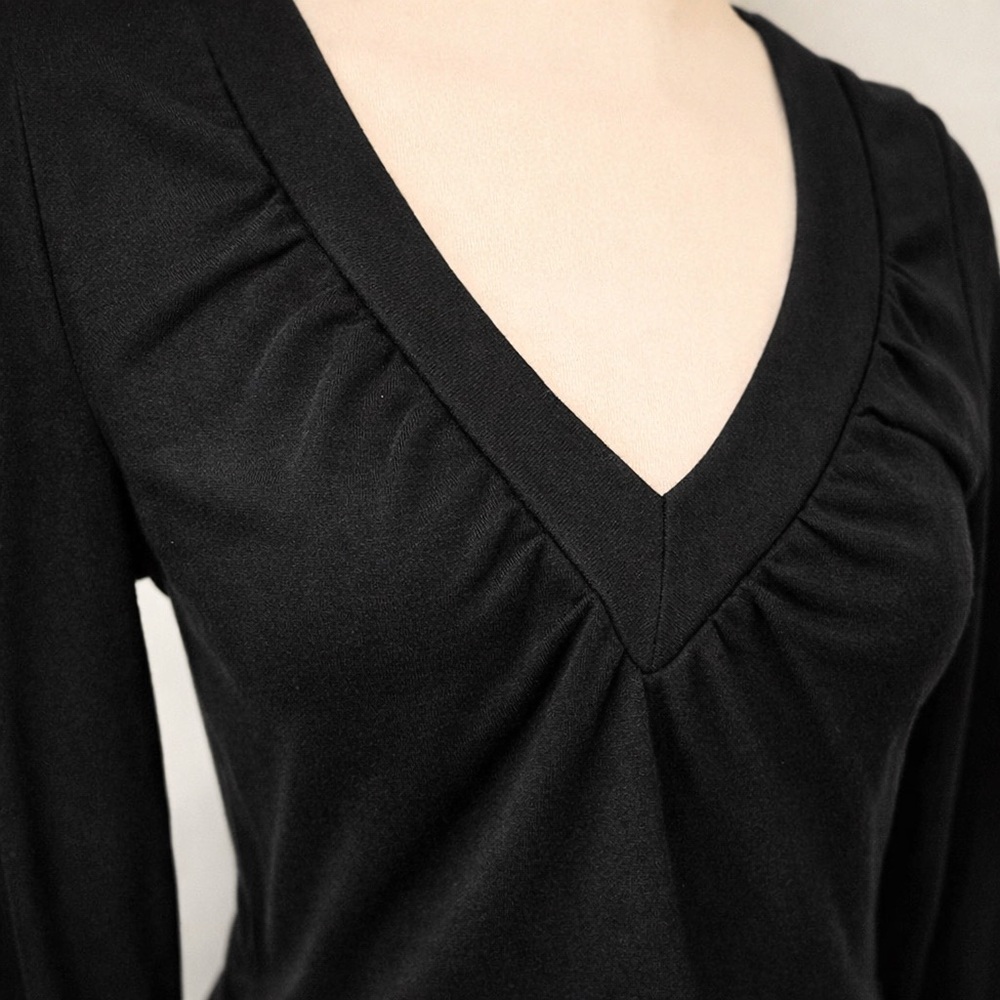 Anthropologie Gray V-Neck Peplum Tunic - Picture 2 of 9